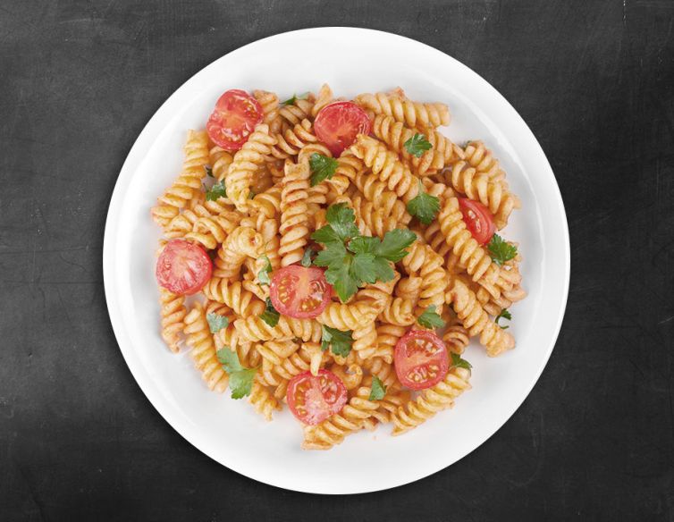 Penne with tomatoes (Demo)